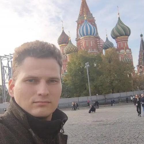 Михаил Модин
