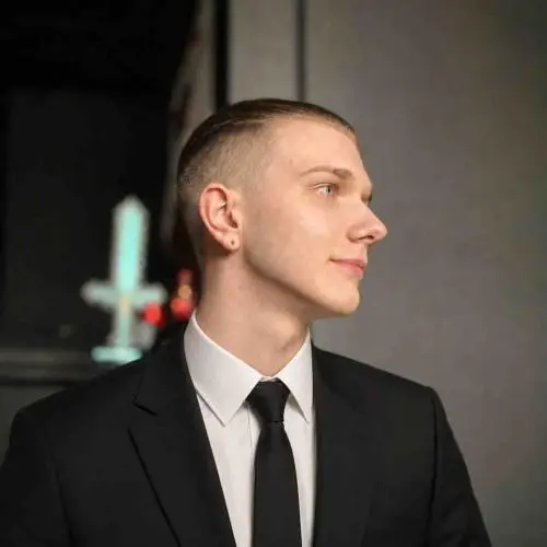 Владислав Савченко