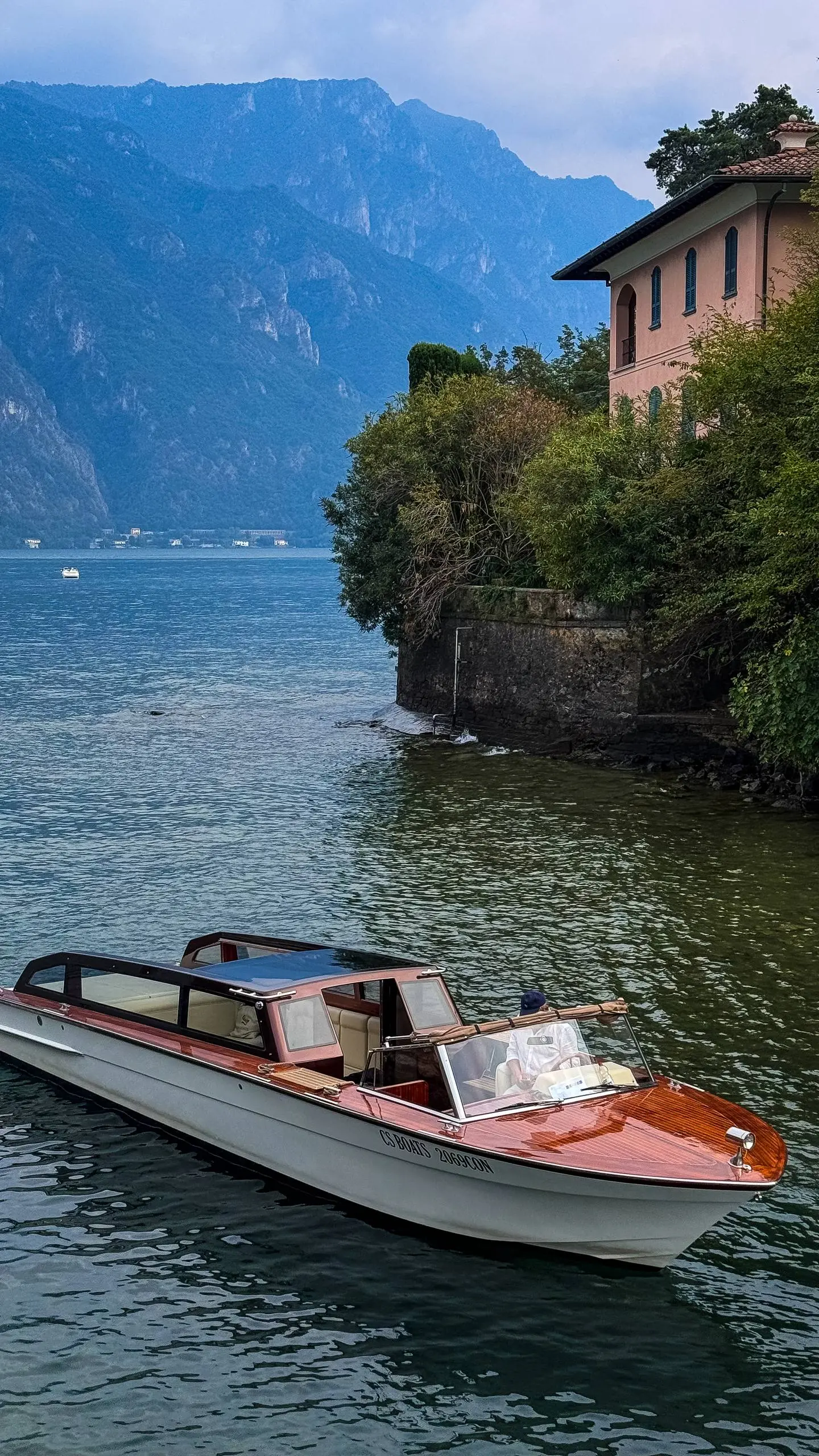 Lago di Como, che bello ❤️
Такие фотокарточки я должен сохранить тут. Pinterest в реальной жизни. Нереальная, выдающаяся красота озеро Комо и его окрестностей | Сетка — социальная сеть от hh.ru