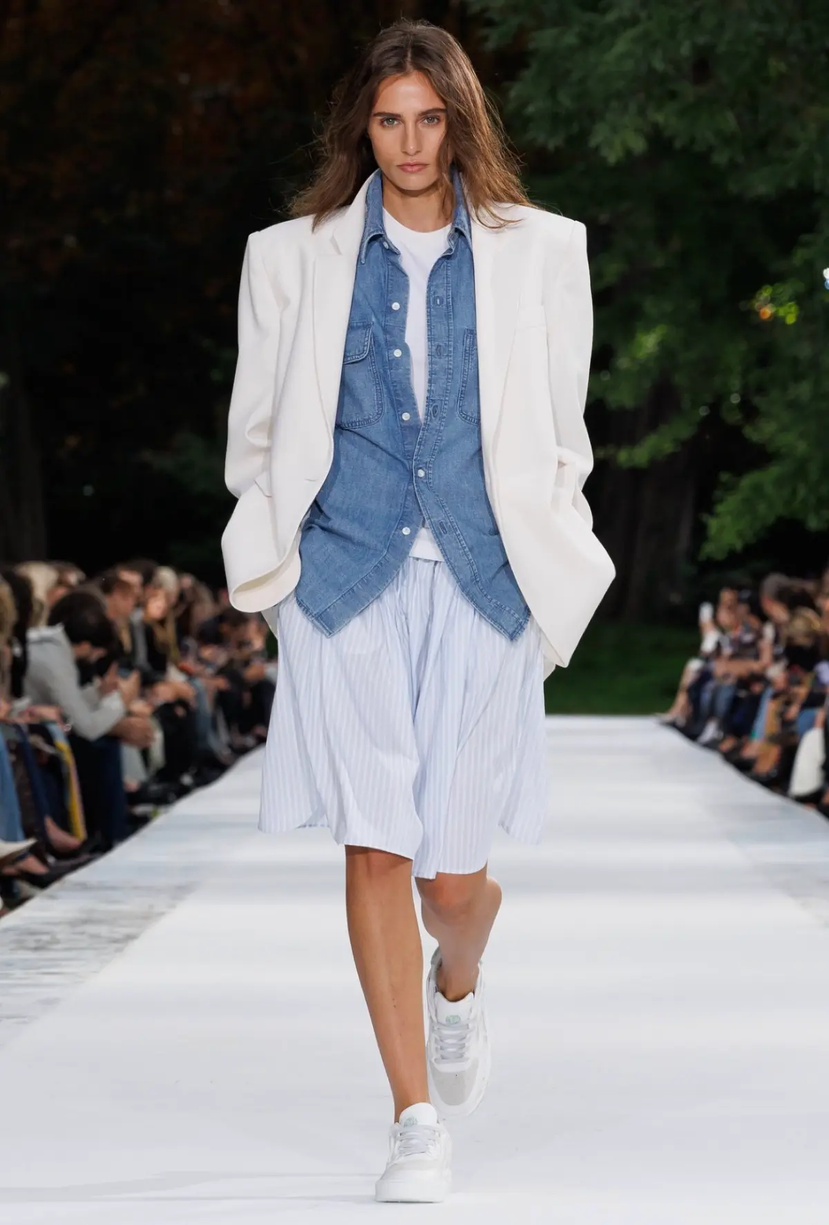 Stella McCartney: одежда снова становится высказыванием | Сетка — социальная сеть от hh.ru