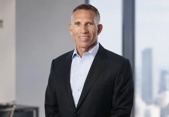 У Paramount и Warner Bros. Discovery будет два CEO | Сетка — социальная сеть от hh.ru