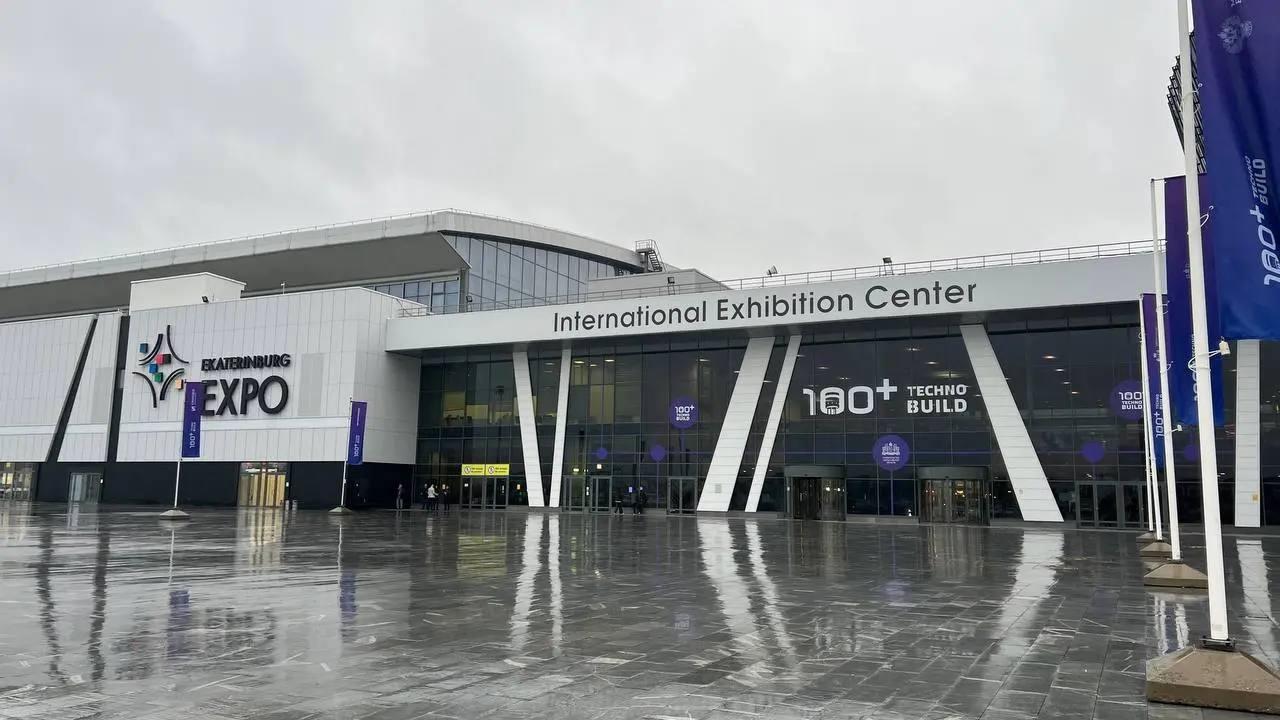 Вчера я посетила форум 100+ уже в третий раз и первый в качестве спикера с темой - Велоинфраструктура в профиле улицы | Сетка — социальная сеть от hh.ru