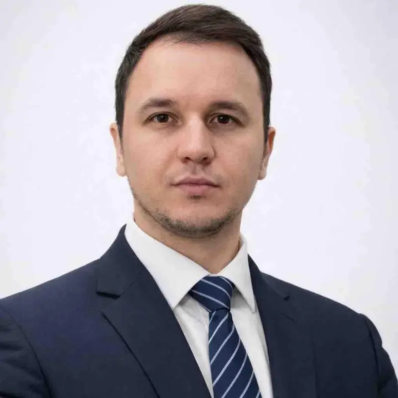 Игорь Бузин