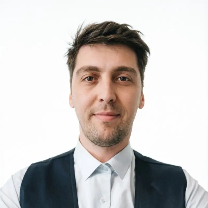 Александр Семисалов