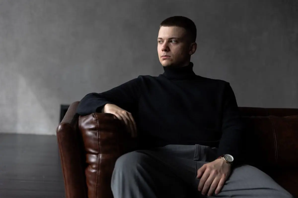 Елин Александр. Цифровой дизайнер | Сетка — социальная сеть от hh.ru