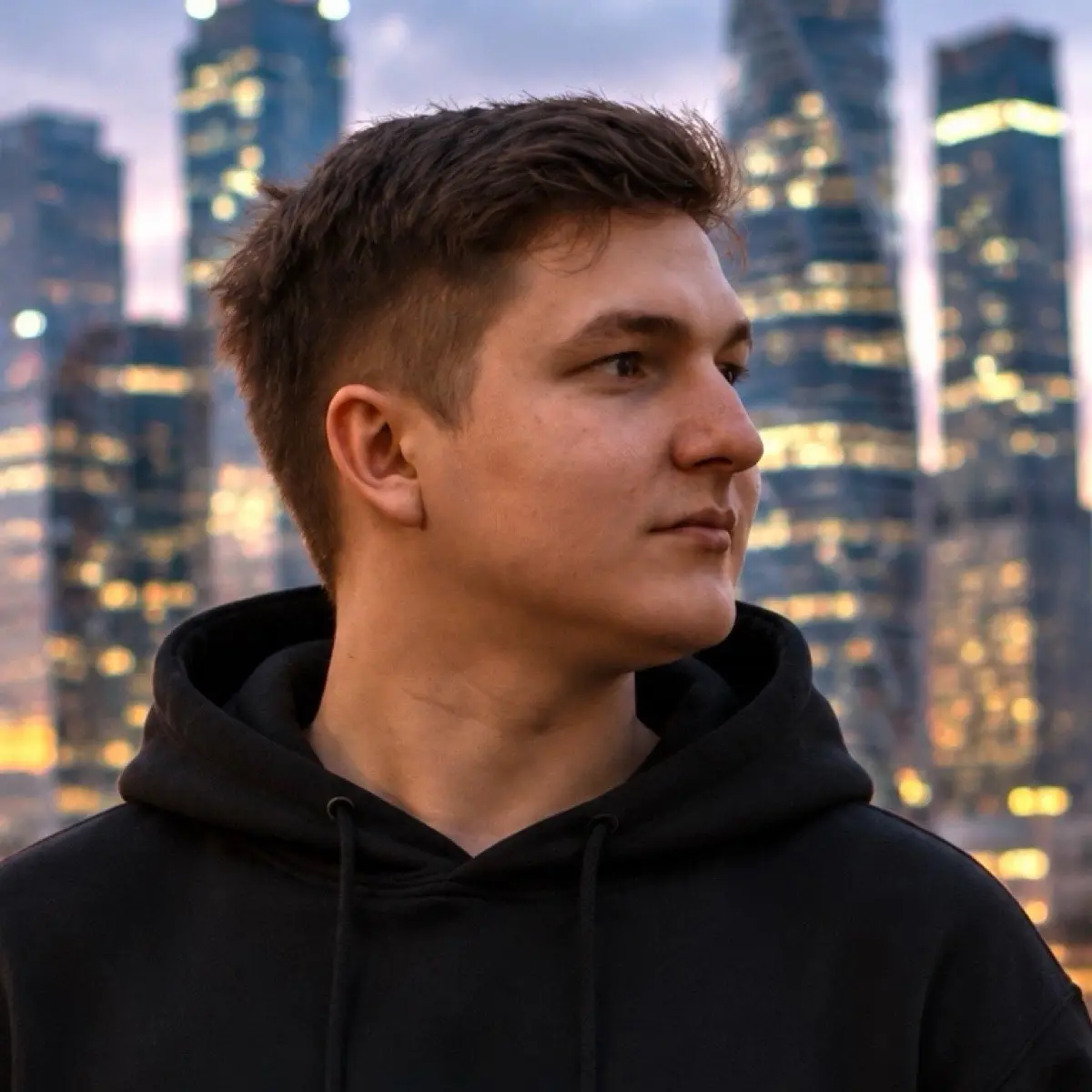Денис Щуков