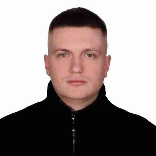Максим Росс