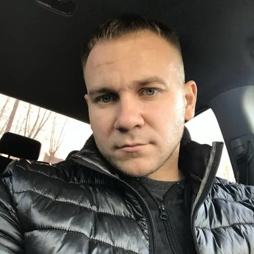 Роман Лопарёв