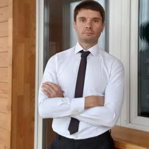 Станислав Валиев