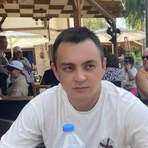 Динис Сиразетдинов