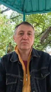 ✈️ 💥 СЕРГЕЙ ВЛАСОВ | ЭВОЛЮЦИЯ РАЗУМА
Почему кухня, вино и книги не заменят психолога
Мы живём в шумное время. Тревога, работа, новости, ожидания. Психика устаёт, и мы ищем, где выдохнуть | Сетка — социальная сеть от hh.ru