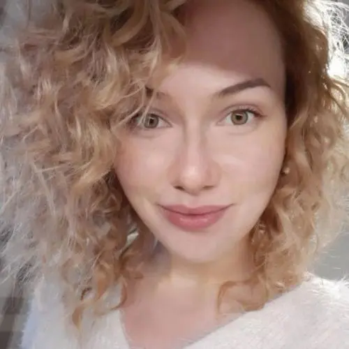 Юлия Шагалова