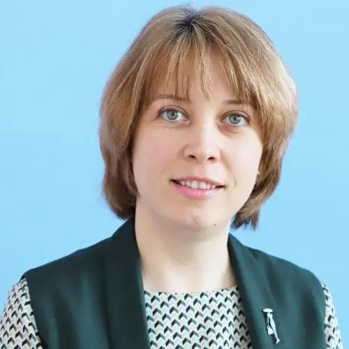 Марина Светлакова