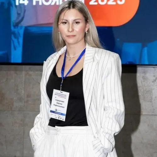 Zarina Serkunova 