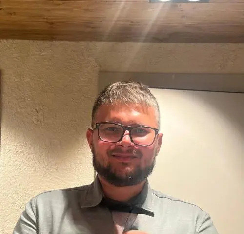 Сергей Захаров