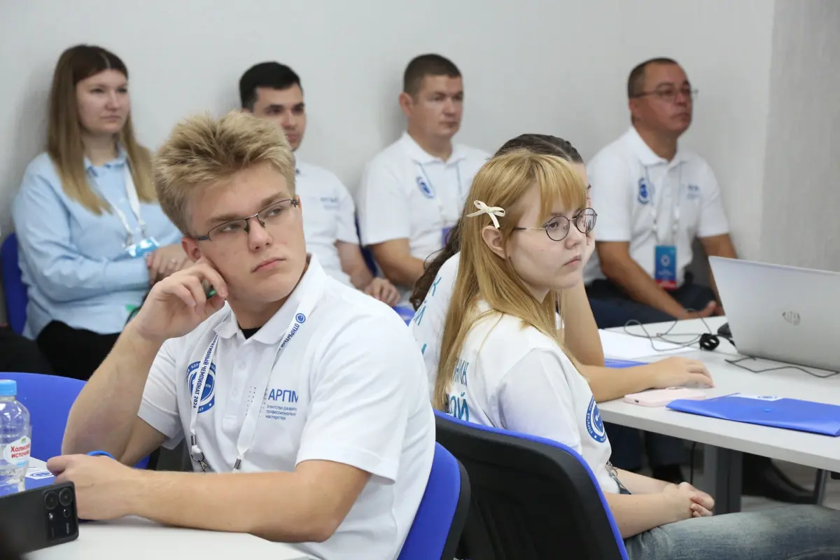 Выступил модератором CASE-IN чемпионата ПАО РОССЕТИ ЮГ | Сетка — социальная сеть от hh.ru