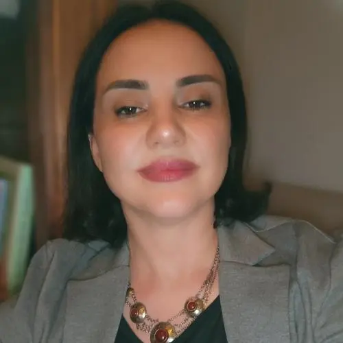 Елена Сухарькова