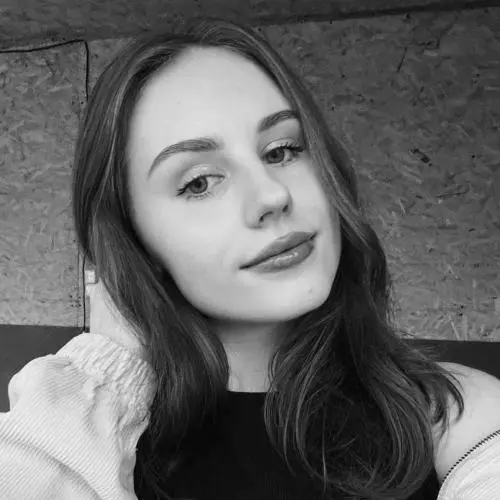 Юлия Пушкина