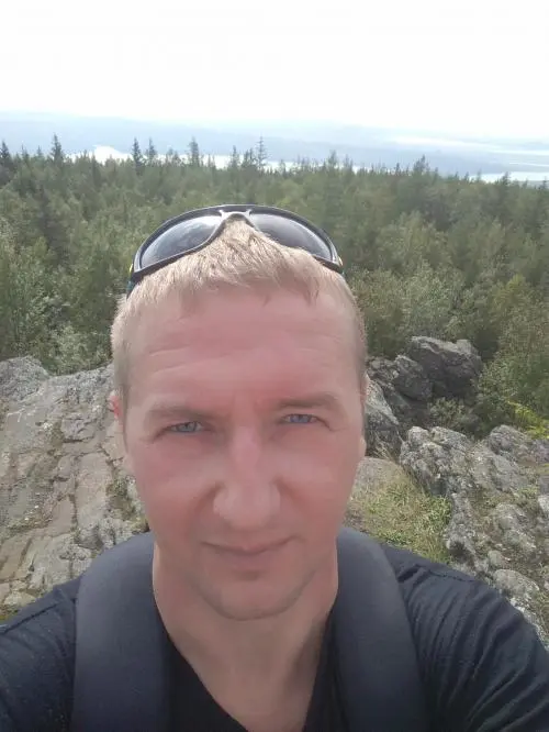 андрей жуков