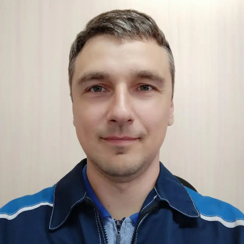 Роман Ламан
