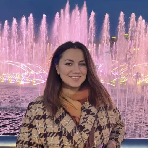 Анна Суханова
