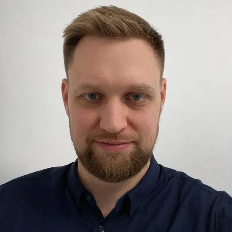Дмитрий Надобников