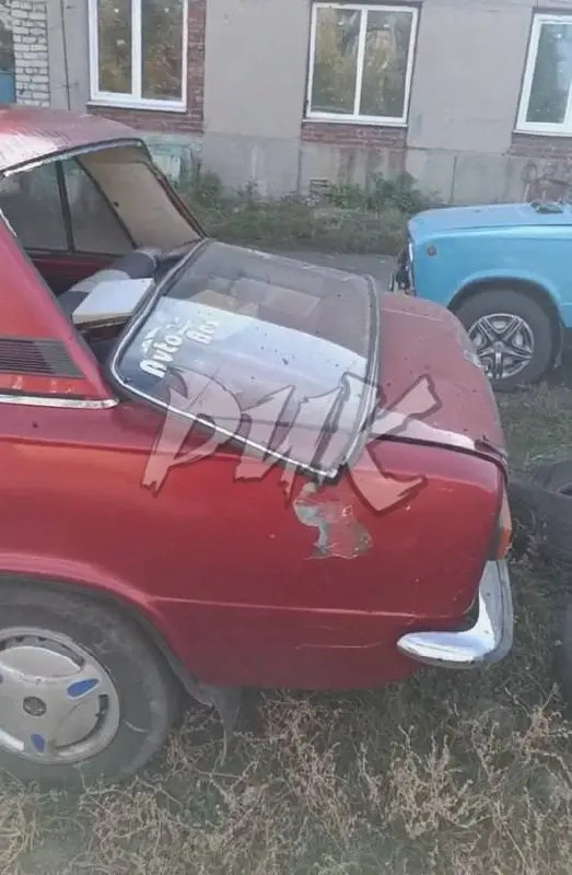 Последствия атаки БПЛА на гражданские автомобили в Горловке | Сетка — социальная сеть от hh.ru