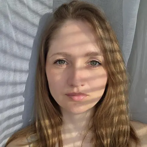 Нина Александрова