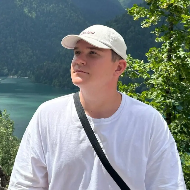 Валерий Парамонов