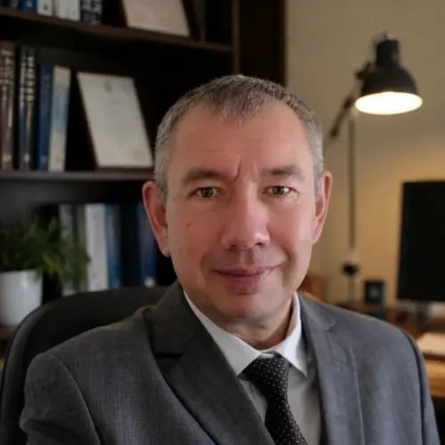 Олег Плотников