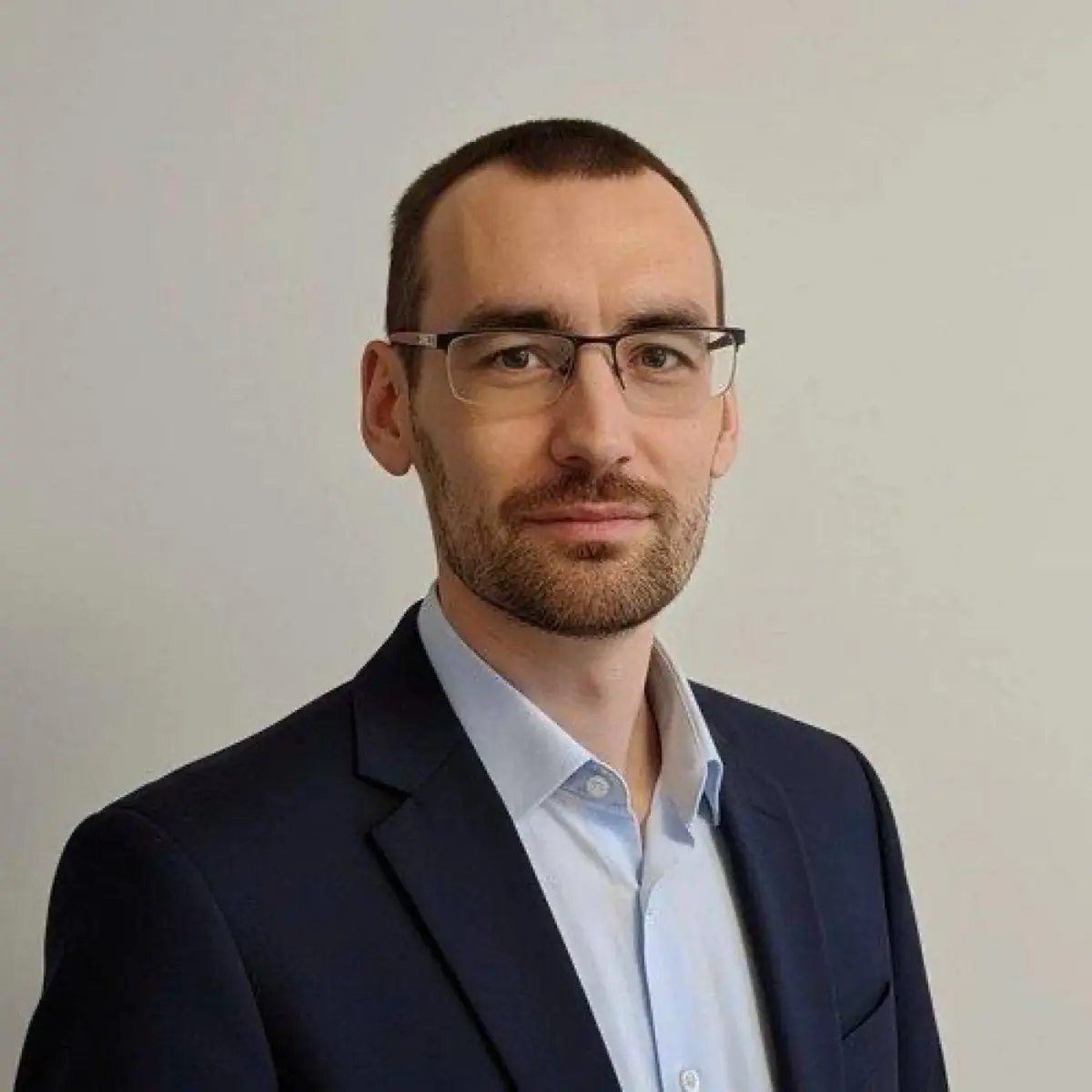 Дмитрий Стариченко