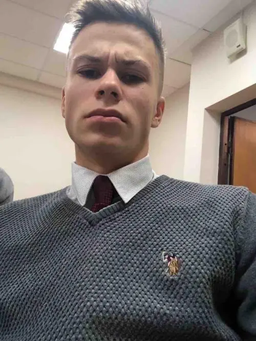 Иван Зверев
