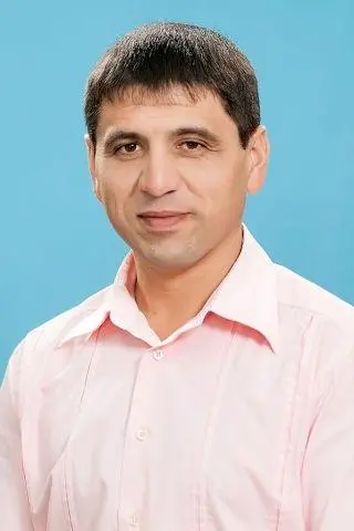 Тахир Емтыль