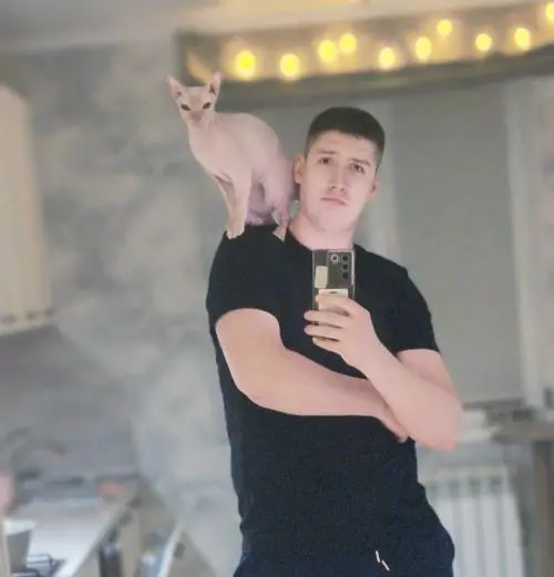Андрей Глущенко