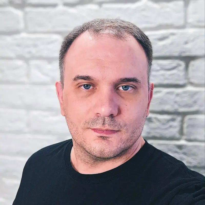 Максим Шуман