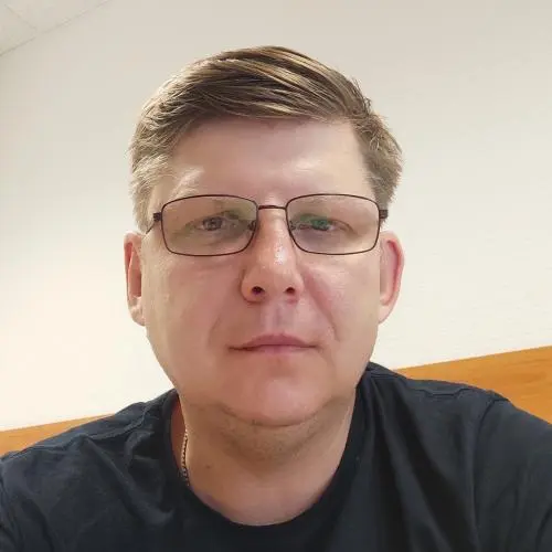 Юрий Санду