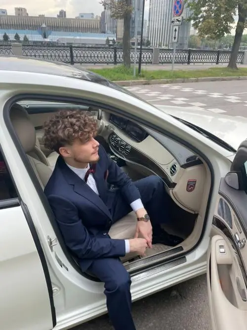 Артём Тавадян