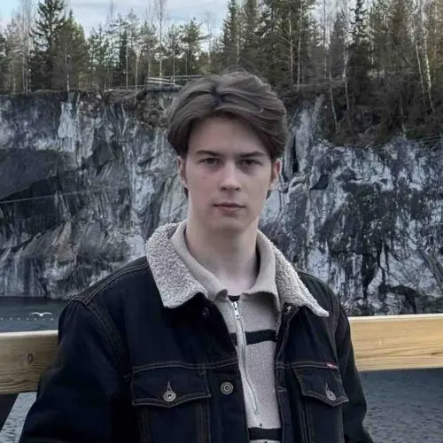 Алексей Кузьменков
