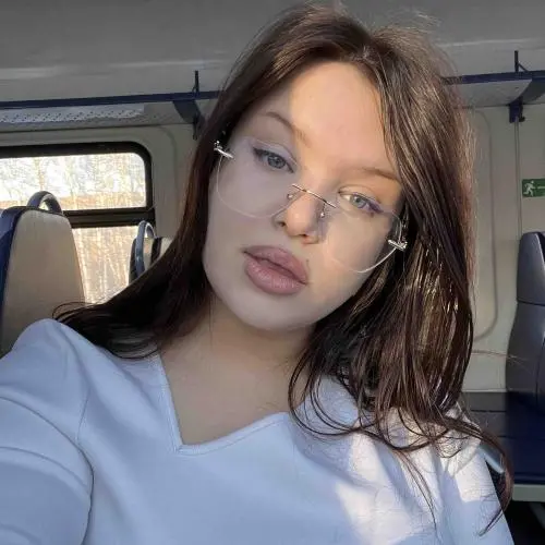 Алина Фирсова