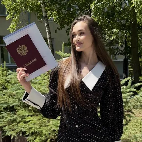 Елена Деветеева