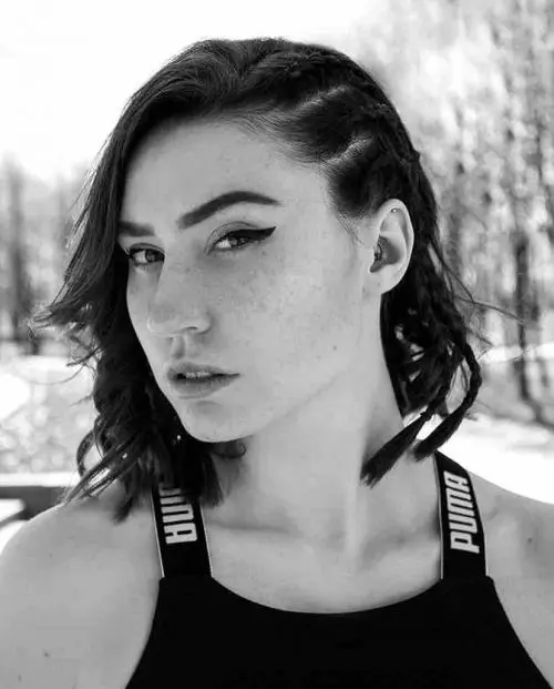 Арина Новикова
