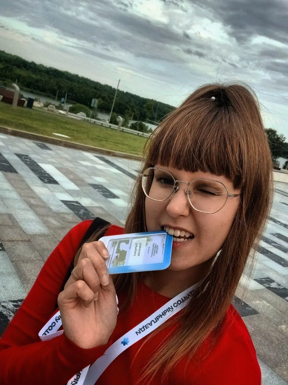 Нейропрофилирование❤️
Владимир Козлов, основатель компании Persona
Главный кадровый вопрос:
Раньше: где найти нужного сотрудника?
Сейчас: как раньше увидеть человека, который способен стать нужным сот... | Сетка — социальная сеть от hh.ru