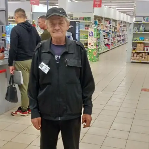 Андрей Лазарев