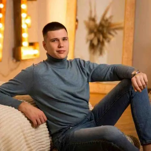 Евгений Карпов