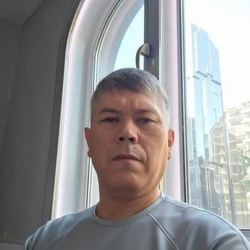 Ойбек Уткир Угли