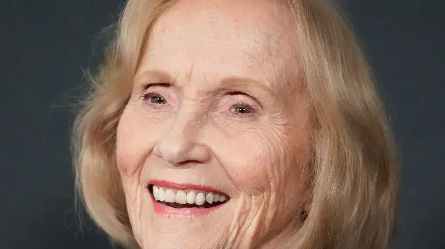 Умерла Эва Мари Сейнт: ушла легенда Голливуда 🎬🕊️ | Сетка — социальная сеть от hh.ru