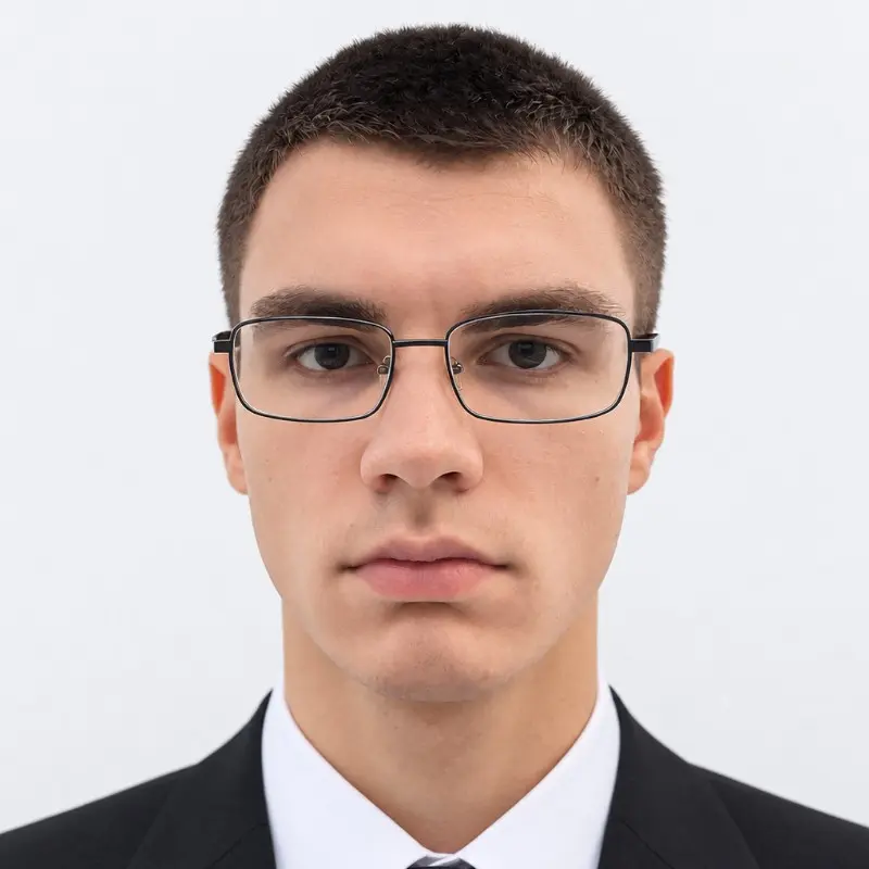 Александр Назаров