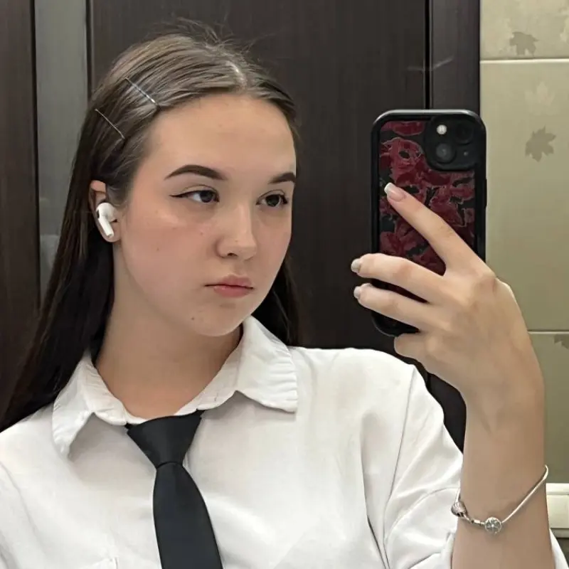 Алина Шагапова