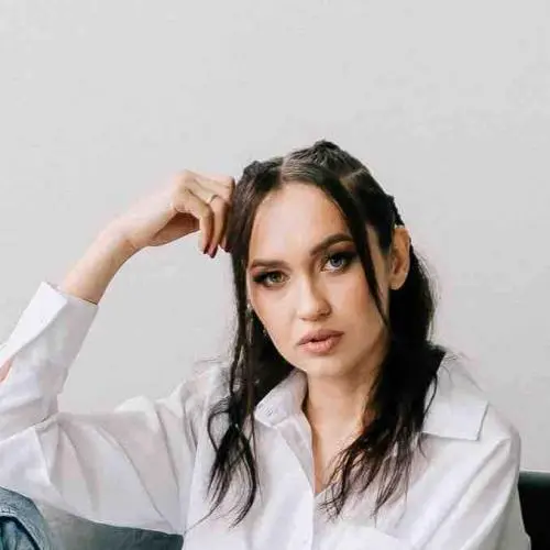 Яна Тлюстангелова