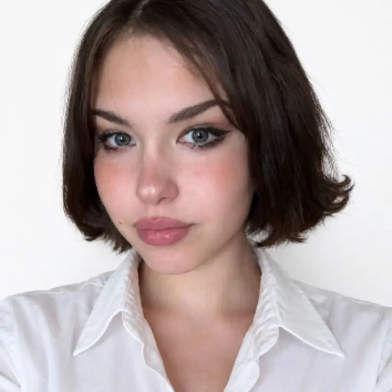 Полина Хребтищева